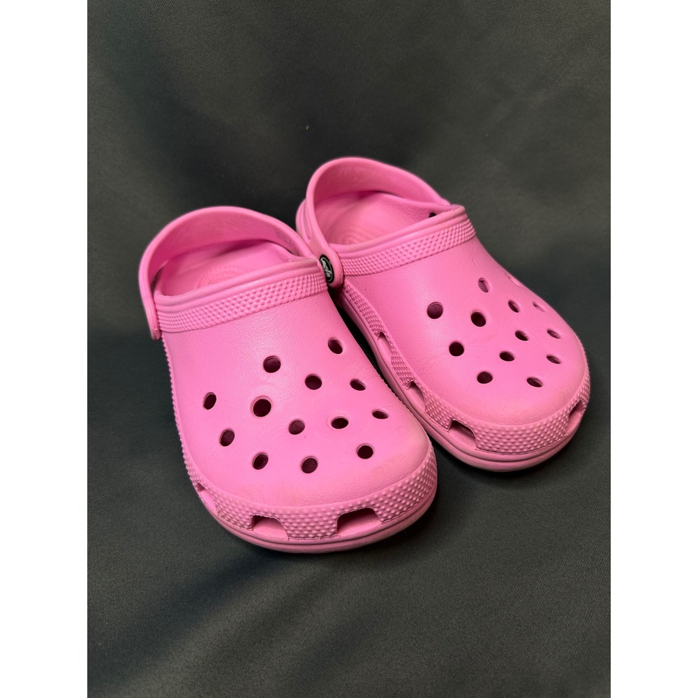 Crocs Classic Clog Pink Kids Youth Size Junior/Big Kids 2 Slip On Comfort